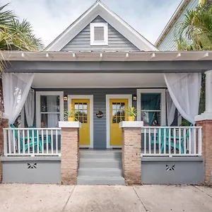 Gambino Getaway Shotgun Style In The Heart Of Ybor Apartment